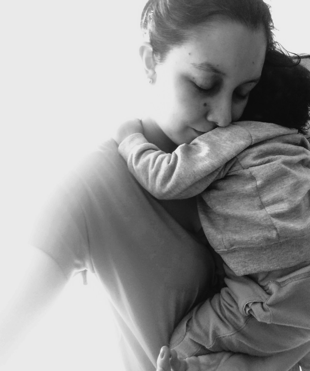 SOLO UN ABRAZÓ EN&nbsp;CASA